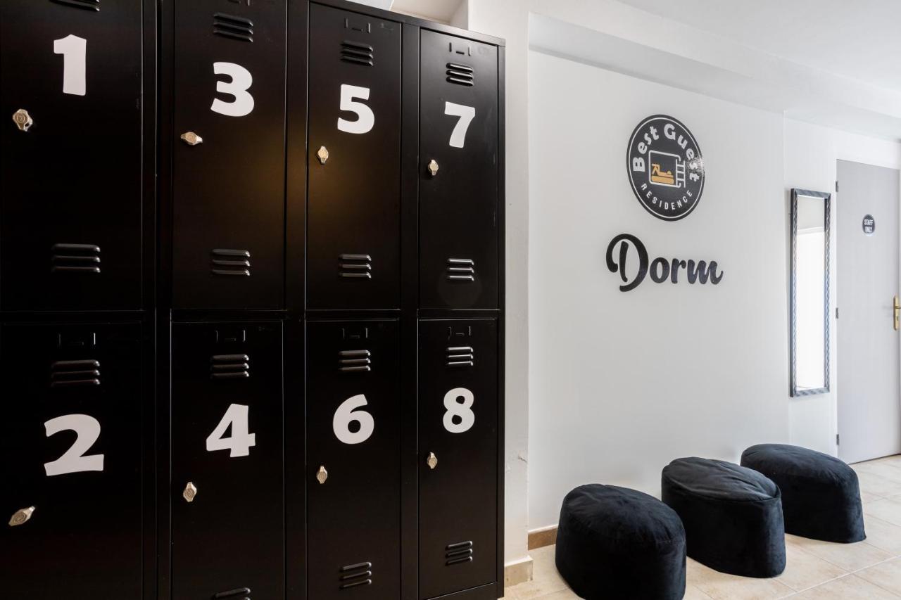 Best Guest Residence Lagos Bagian luar foto